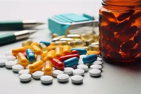 一喷就灵的“鼻炎神药”为何戒不掉？使用消字号规避监管，厂家添加违禁物质曾被罚图片