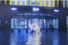 提醒！户外遭遇雷电牢记7不要图片