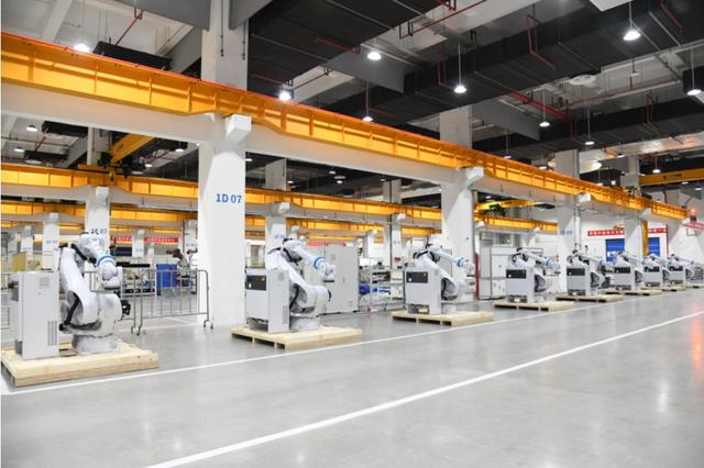 在南京，是什么让他们“一投再投”？