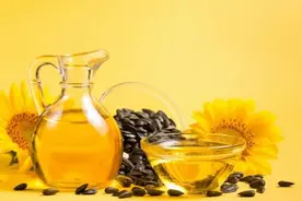 您家吃的油很可能变质了！这个要命的小习惯，快改掉图片