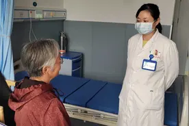 老年人血压稍高很正常？医生：最好别超过这个范围图片