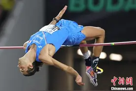 田径世锦赛：中国队首枚奖牌入账 巴希姆无缘男子跳高四连冠图片