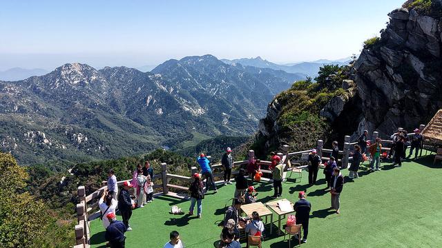 临沂：蒙山龟蒙景区秋色宜人