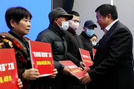 为困难群众兜住民生“底线” 杭州富阳发起“社会助医防贫共富”工程图片