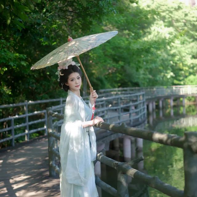 当龙虎山景点开启朋友圈，画风居然是这样！