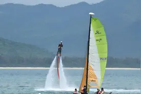 海南上榜暑期国内热门目的地！“海上项目+定制团”受年轻人青睐图片