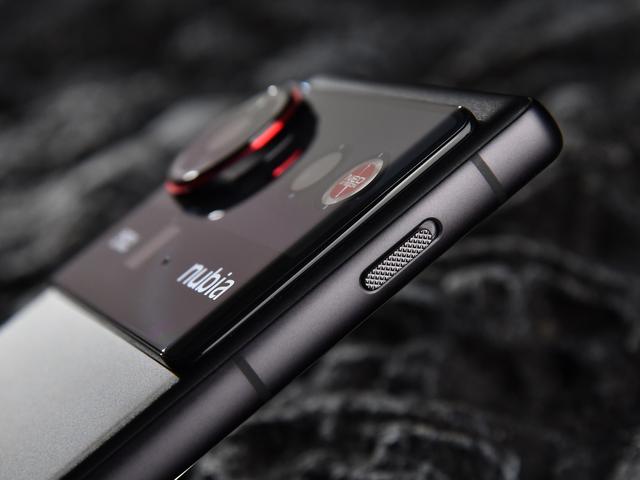 努比亚Z80 Ultra全面评测：拍得好，玩得爽，真旗舰全都要