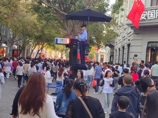 十一长假哈市酒店民宿预订火爆！年轻游客占比高，“老洋房改造”“江畔观景”民宿受青睐