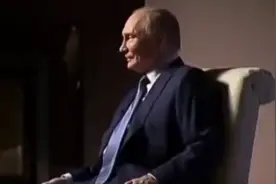 被问是否有想揍人的冲动 普京：总有 但努力克制图片