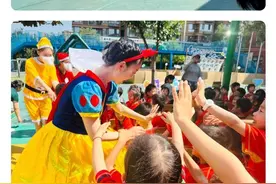 趣味涂鸦、音乐感知、体能游戏……童林堡幼儿园趣享六一嘉年华图片