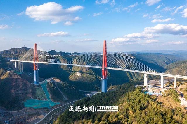 G视觉｜来龙里河大桥上“云端漫步” 邂逅贵州山水画