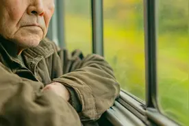 行程18天！长三角铁路将于5月19日开行宁波、上海等地至新疆的旅游列车图片