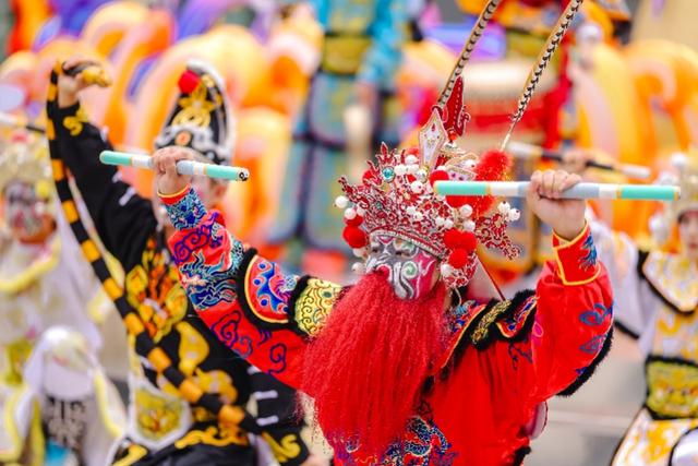广佛佛罗伦萨小镇举办十周年庆，引领奥特莱斯体验化、高端化