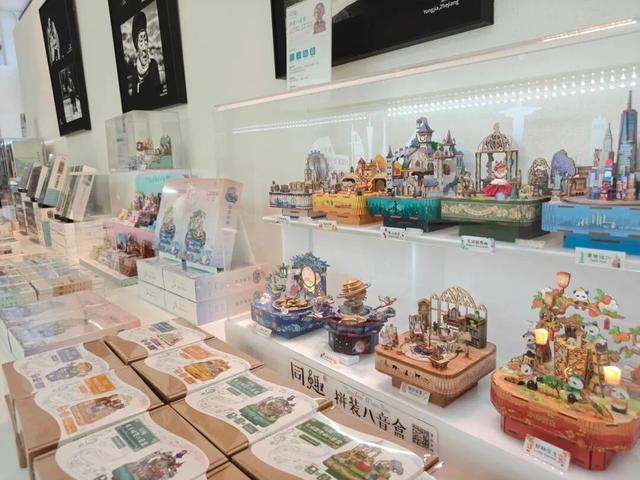 碉楼秋韵，揽胜塘口！快来开平这里把整个秋天“揽"入怀中