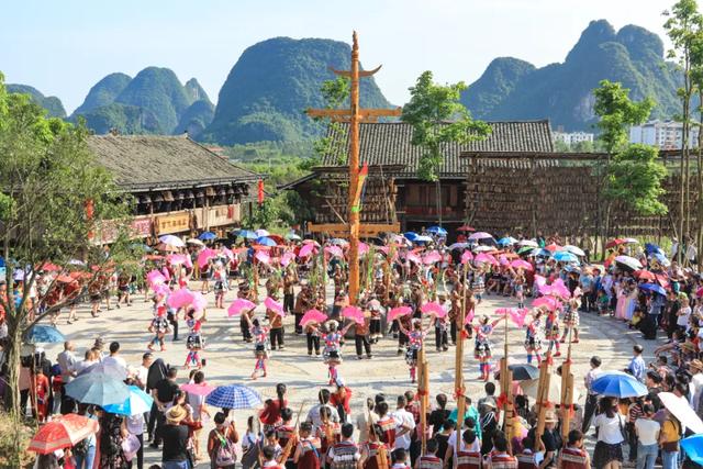 八桂大地起欢歌 多彩节庆引客来