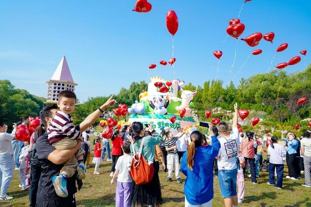 国庆中秋假期首日，济南野生动物世界接待游客人次过万｜国庆中秋·嘻游记