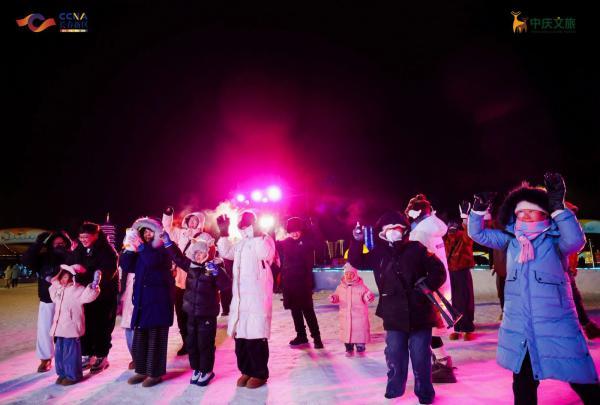 冰雪春天｜从“看企鹅”到“追IP”！长春北湖企鹅村重塑冰雪体验