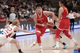 1胜4负收官国内热身赛，中国女篮交出的答卷问题不少图片
