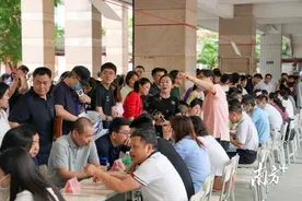广东高中牛校大幅扩招，学生上优质高中更容易了吗？图片