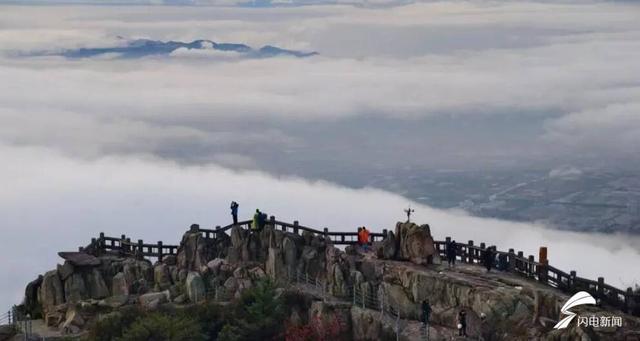组图丨看到雨后的泰山，才知道原来水墨画是写实的！