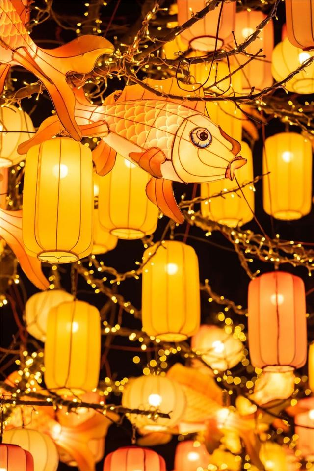 亮了！海淀这条街，年味儿已“上线”——