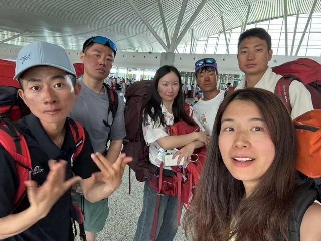 海拔7546米！福州屏东中学女教师，登顶！