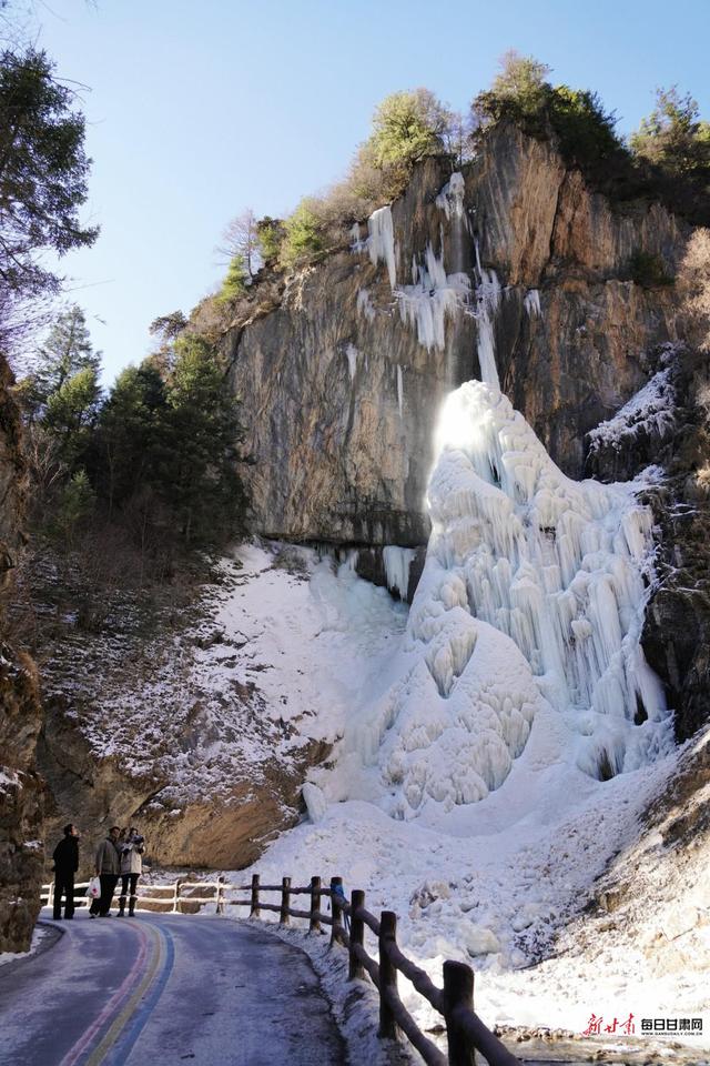 三九赏冰正当时 宕昌官鹅沟冰瀑景观惊艳上线