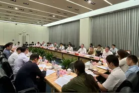 上半年“答卷”出炉！区人大代表热议政府工作报告图片