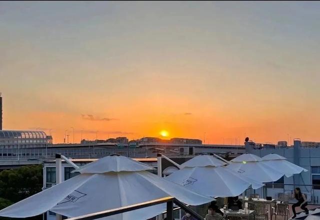 红叶+落日！深秋限定！用一下午时间感受河畔最美秋色