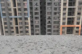像味精？像泡沫？山西多地出现雪霰现象图片