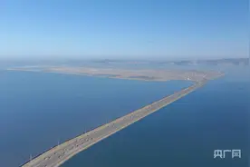 从图纸到现实：大连金州湾畔，国内首个离岸人工岛机场正崛起图片