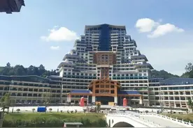 由“天下第一水司楼”改造的酒店已上线：显示即将开业图片