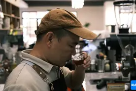 自贸港的年轻人 | 澄迈咖啡青年陈峰：开一家咖啡店，与“诗与远方”奔现图片