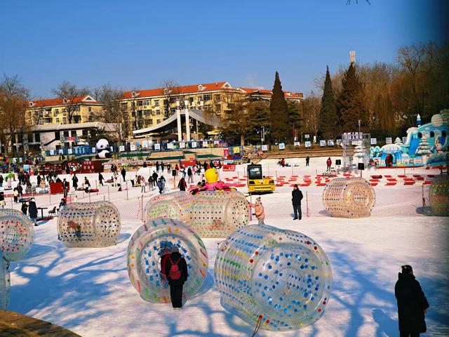 童趣满溢！龙潭冰雪节的冬日撒欢时光