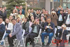 广州荔湾启动医疗物资配送项目首飞 无人机送标本效率提升超50%图片