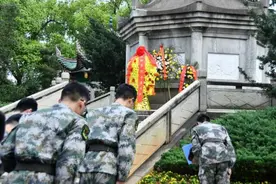 缅怀革命先烈，衡阳师范学院开展清明祭英烈活动图片