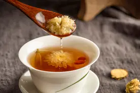 菊花搭配它，养肝明目、降脂消食、缓解便秘，每天一杯刚刚好~图片