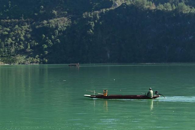 大山里的土家山寨
