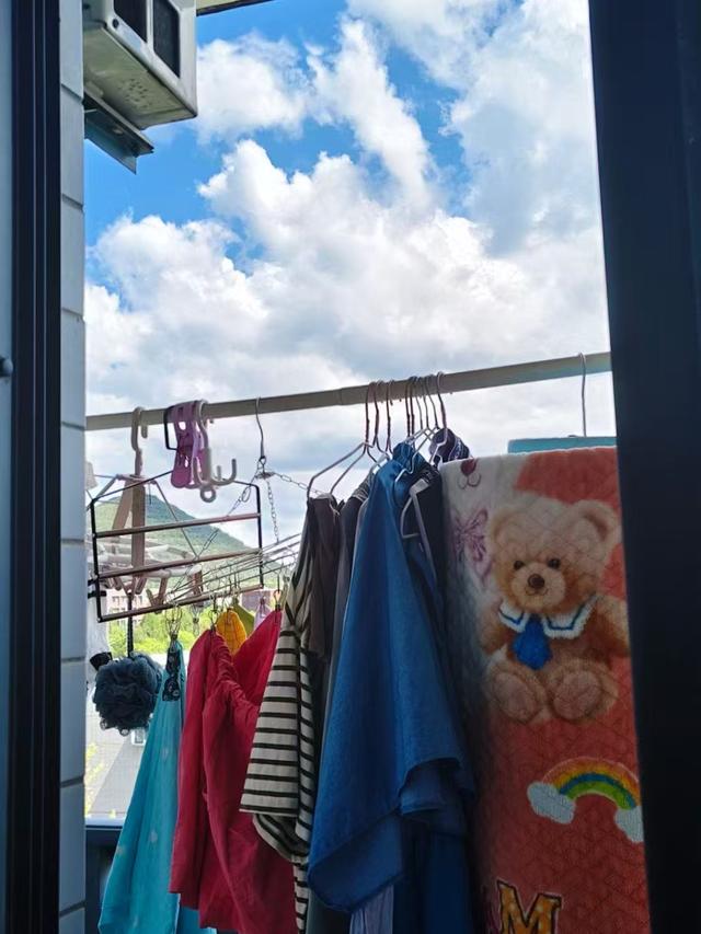 新闻周刊｜暑假留校的大学生