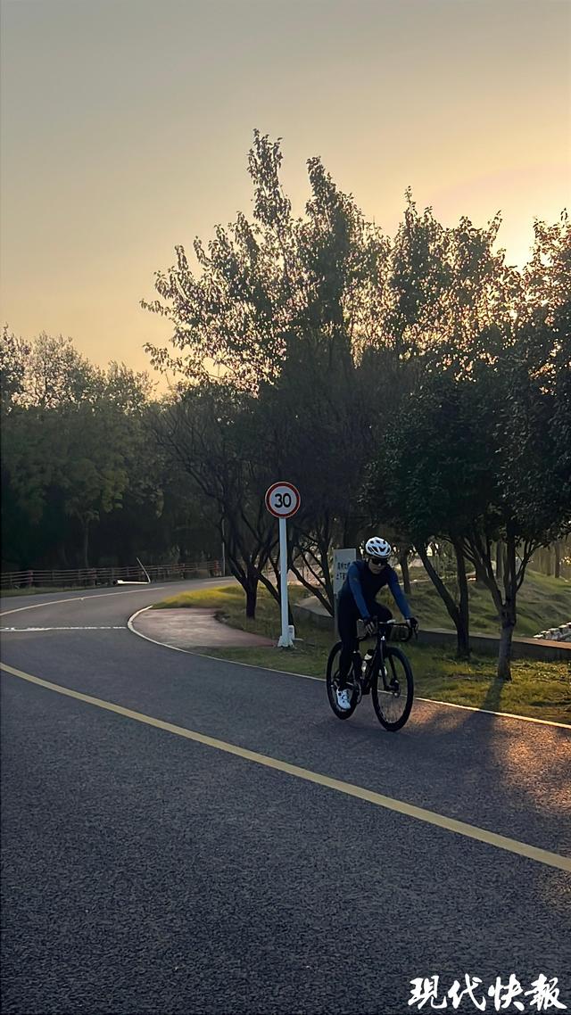 读城｜长三角的“洱海”之旅实现自由，江苏洪泽湖大堤出圈