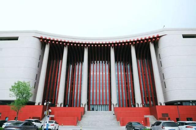 @蒙超球迷：来都来了！从呼市体育馆出发，玩转青城再走！