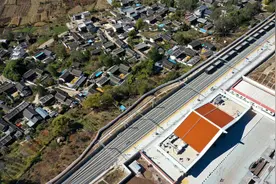 丽江至香格里拉铁路即将开通运营图片