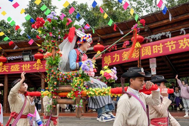 双节昆明周边游 | 解锁NPC闯关新玩法 云南民族村“暖冬生活季”国庆启幕
