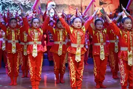 诵读中华经典，红城新县漫书香图片