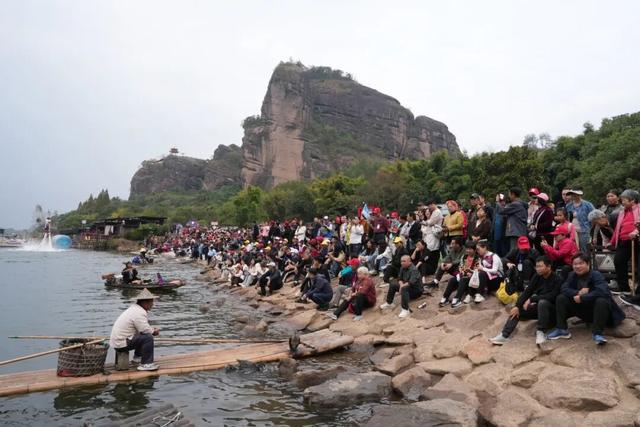 秋日龙虎山，辽宁老铁乐游仙境！