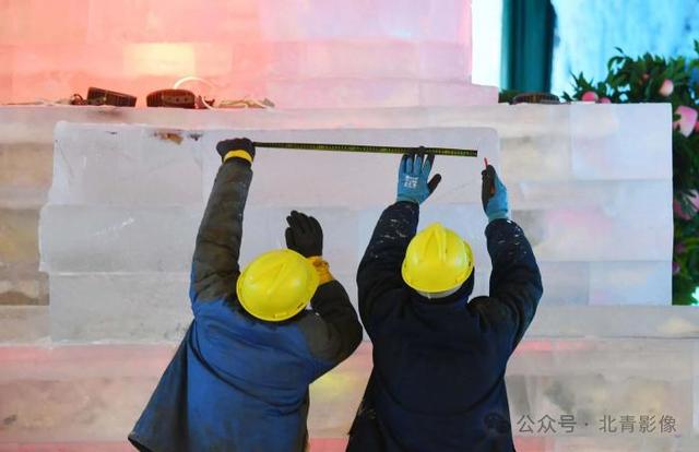 视点｜琼楼玉宇间再现《大闹天宫》，龙庆峡冰灯节“上新”