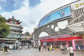 东门“新旧融合”焕发新魅力 罗湖建设具有世界潮流引领力的国际消费中心核心区图片