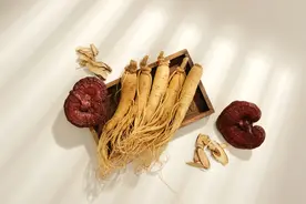 为给女友带来更多“惊喜”，杭州五旬大叔网购一堆补品，结果......图片