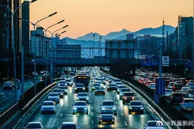 广州网约车司机日均营收创新低图片