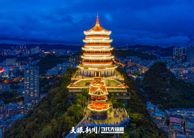 G视觉丨山体公园灯光扮靓城市夜景